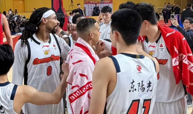 华体会官网-广东VS山西二番战来袭：广东捍卫主场力争双杀，山西坚持闹他