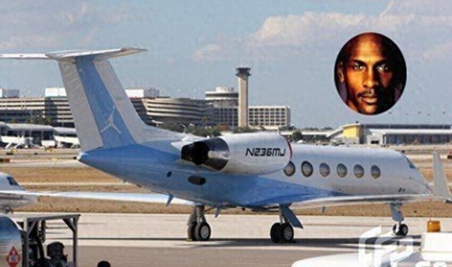 乔丹的飞机，科比的飞机，杜兰特的飞机，没有对比就没有尴尬|科比·布莱恩特|凯文·杜兰特|詹姆斯|NBA|迈克尔·乔丹_新浪体育_新浪新闻